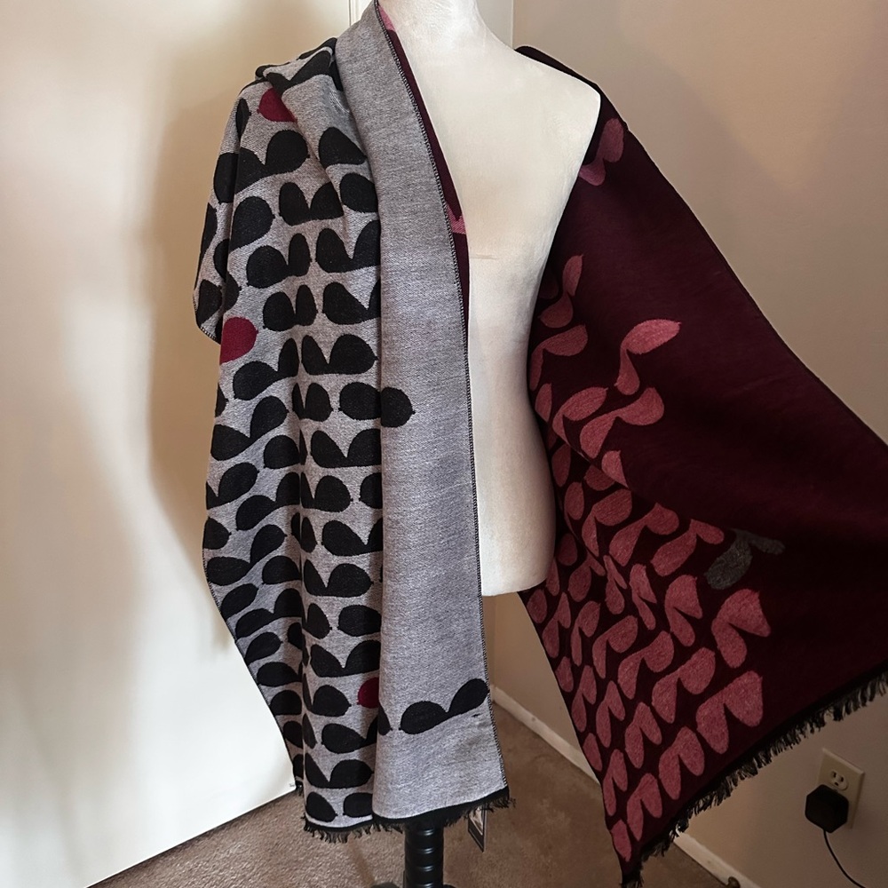 Karl Lagerfeld Black and Burgundy “Sunglasses” Scarf Wrap NWT